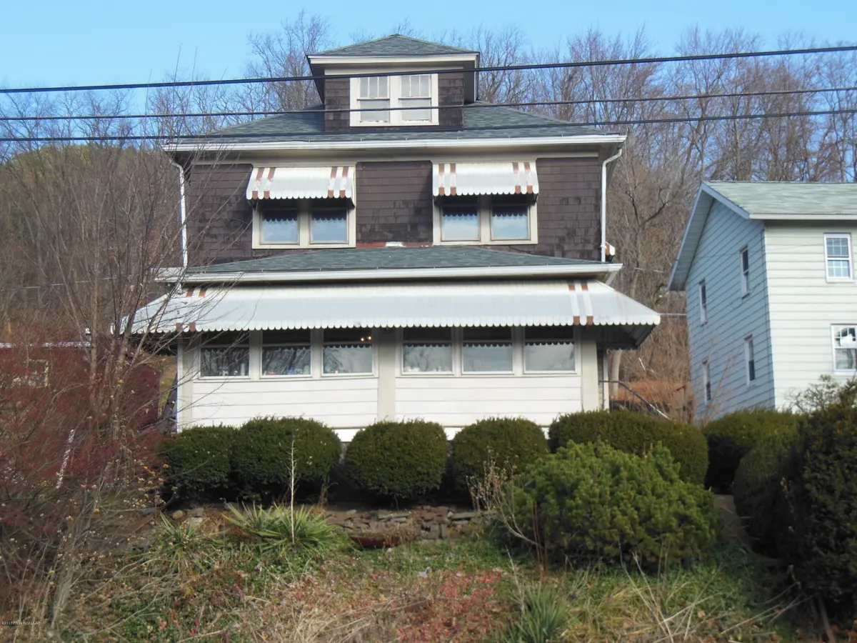 379 E Poplar Street, Nanticoke in Nanticoke