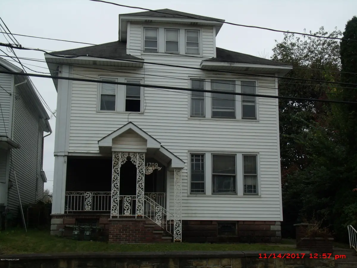 1709 Luzerne Street, Scranton in Scranton