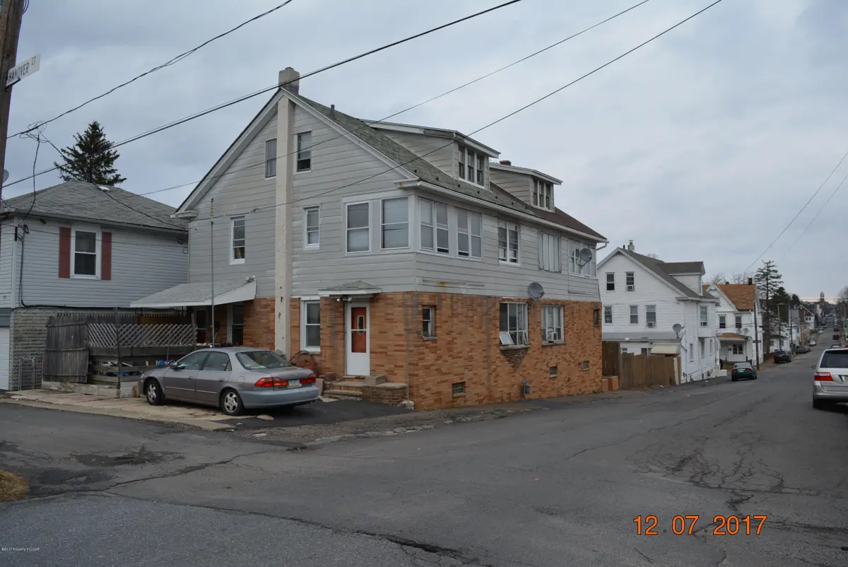 617 W 4th Street, Hazleton in Hazleton