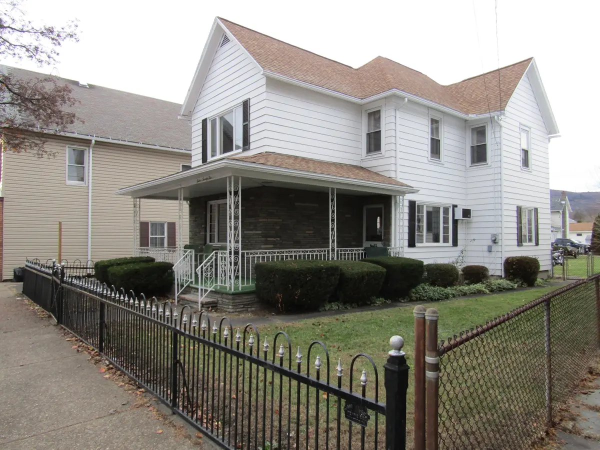 1222 Wyoming Avenue, Exeter in Exeter
