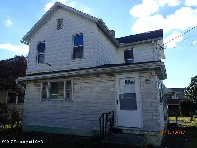 719 E Pine Street, Olyphant in Olyphant