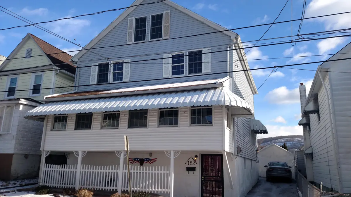 182 Almond Lane, Wilkes-Barre in Wilkes-Barre