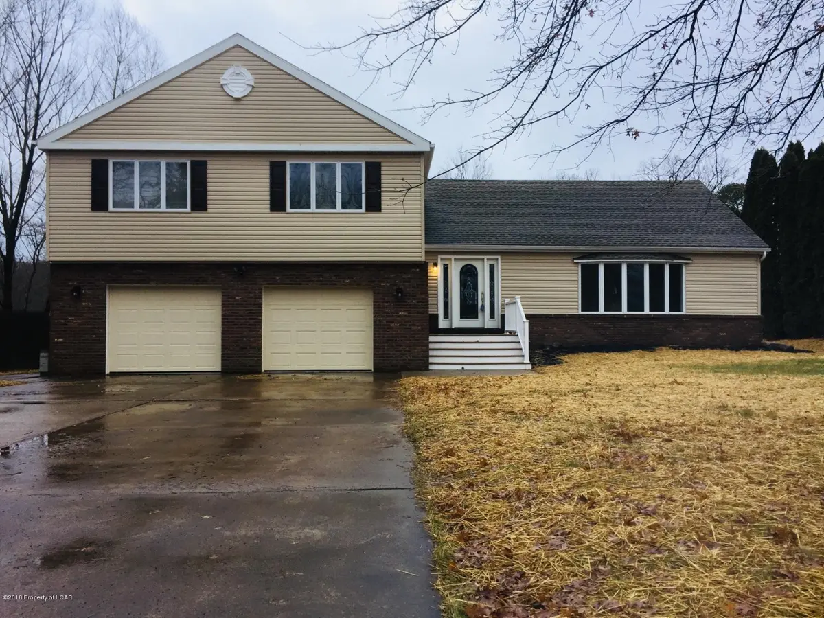 15 Crestwood Drive, Mountain Top in Mountain Top