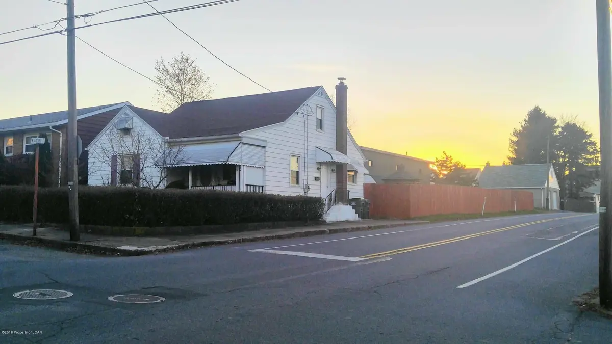 1020 N Locust Street, Hazleton in Hazleton