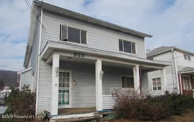 923 Shoemaker Avenue, Wyoming in Wyoming