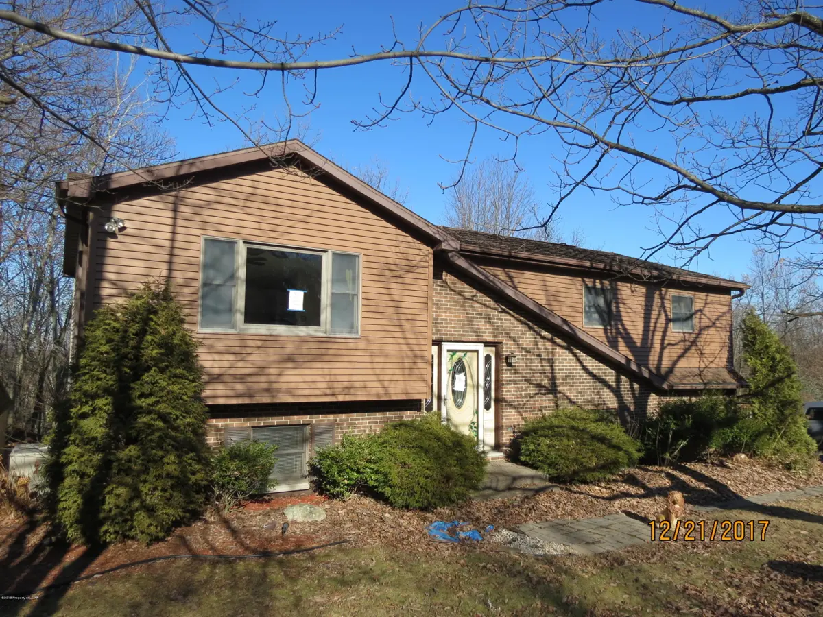 529 E 14th Street, Hazleton in Hazleton