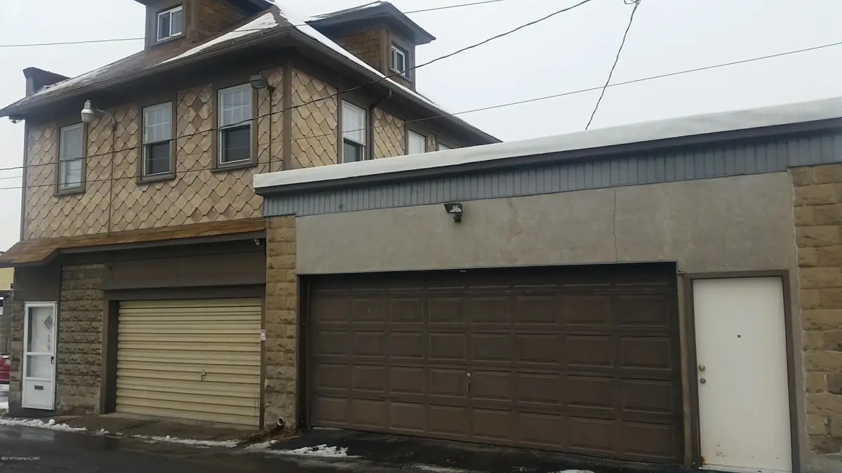 8 Jasper Lane, Wilkes-Barre in Wilkes-Barre