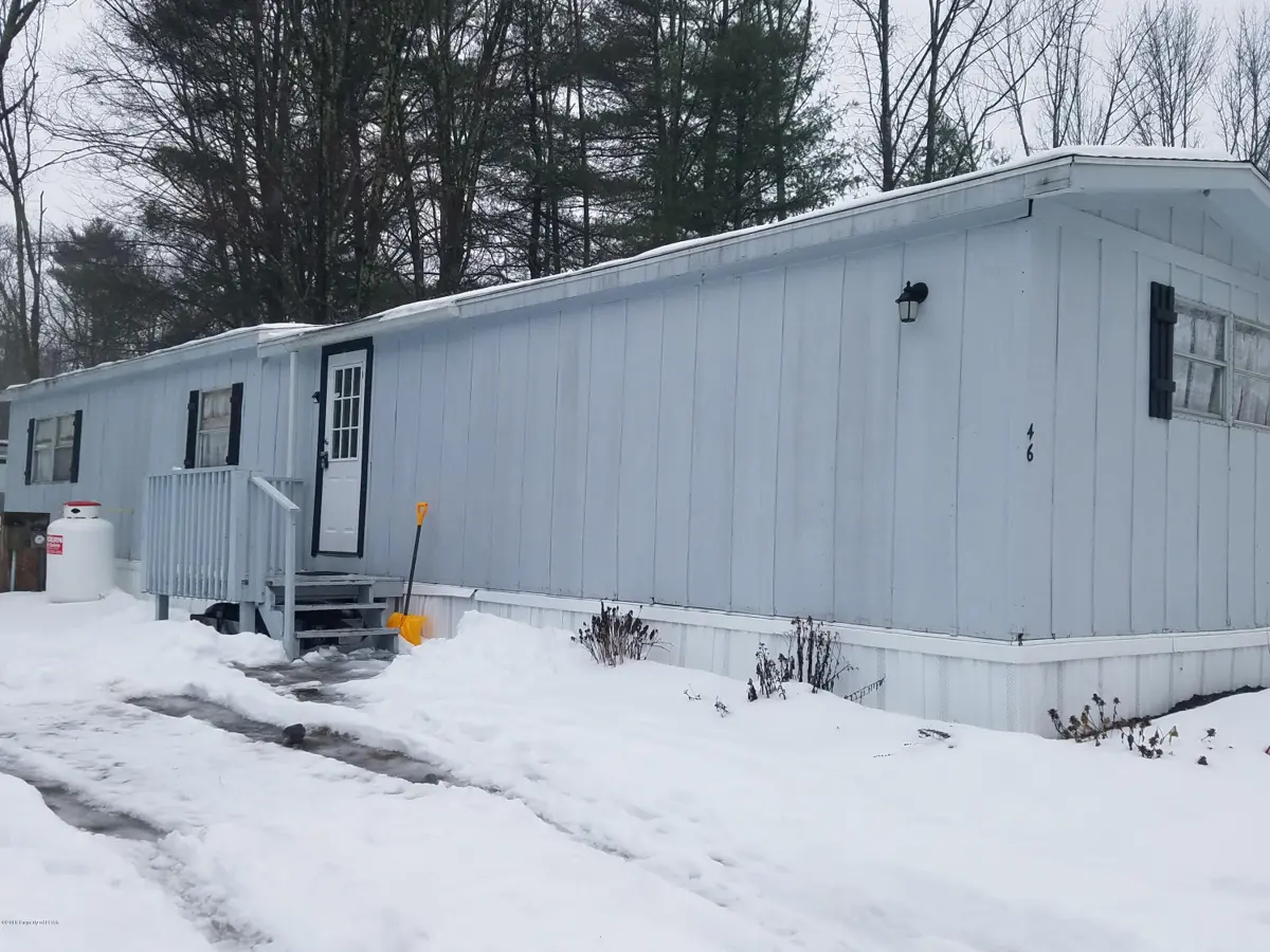 46 Country Crest Lane, Hunlock Creek in Hunlock Creek