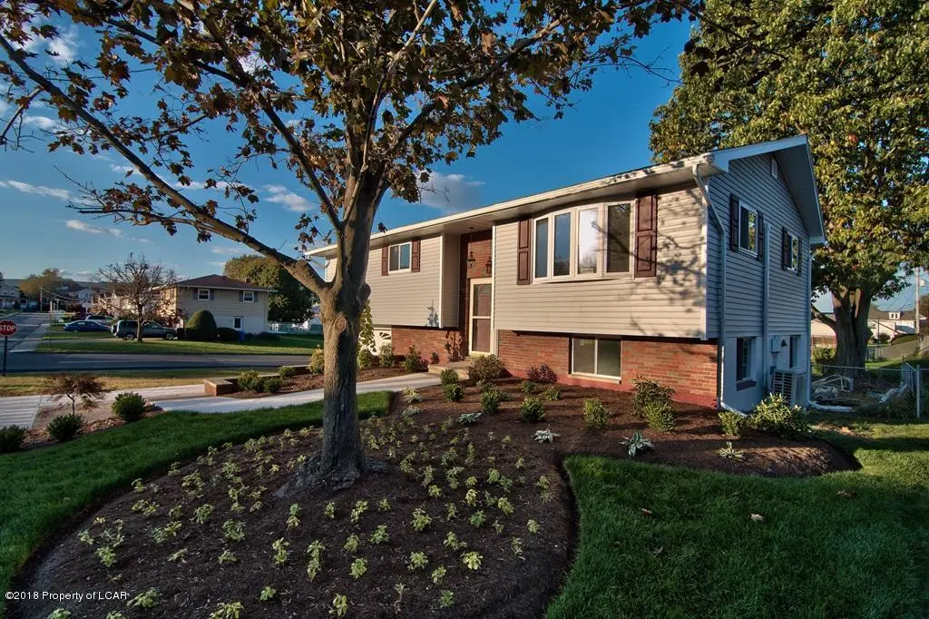 9 David Road, Hanover Township in Hanover Township