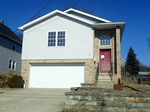 328 Charles Street, Scranton in Scranton