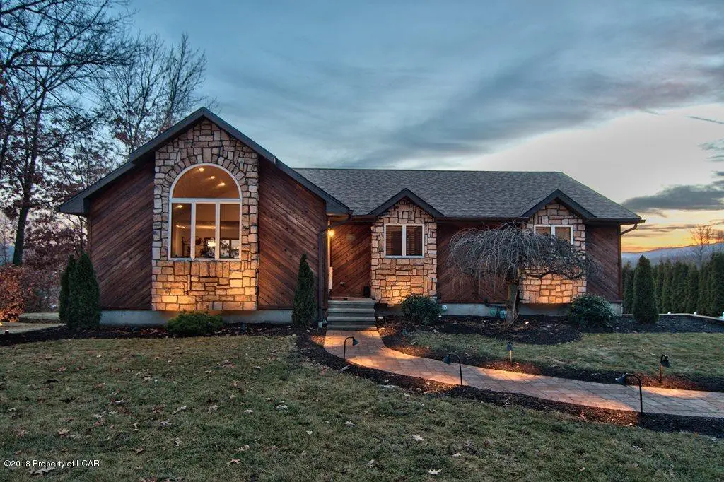 127 Maria Drive, Archbald in Archbald