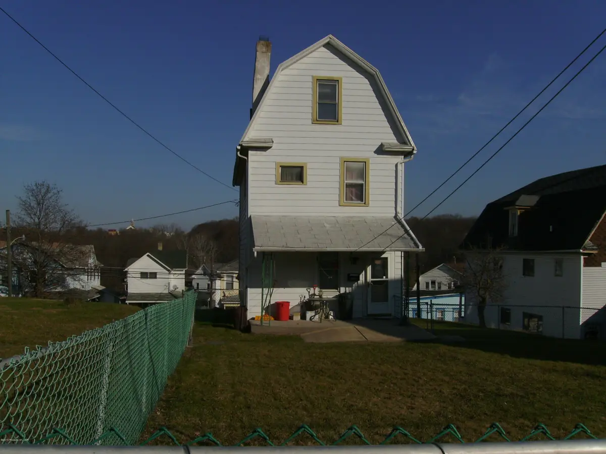 148 Robert Street, Nanticoke in Nanticoke