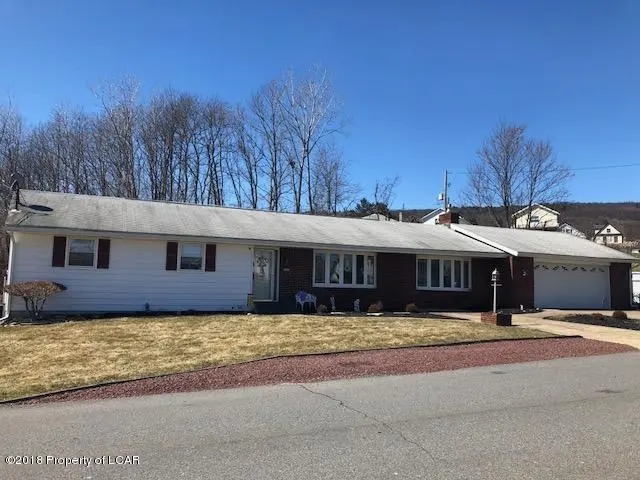 315 Stephanie Drive, Plymouth in Plymouth
