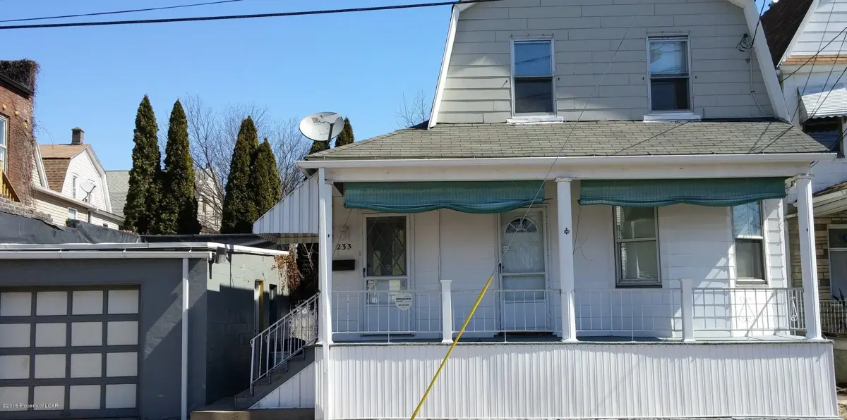 233 CARLISLE Street, Wilkes-Barre in Wilkes-Barre