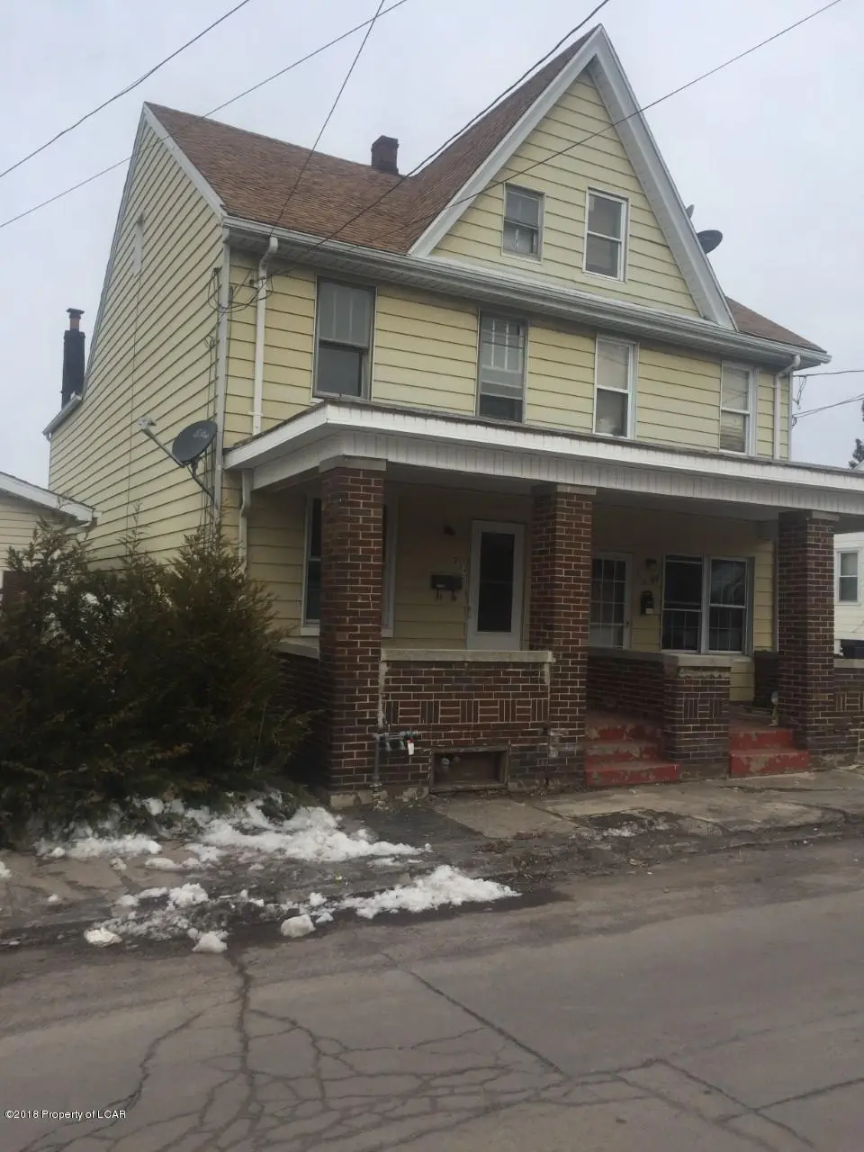 232 Cedar Street, Hazleton in Hazleton