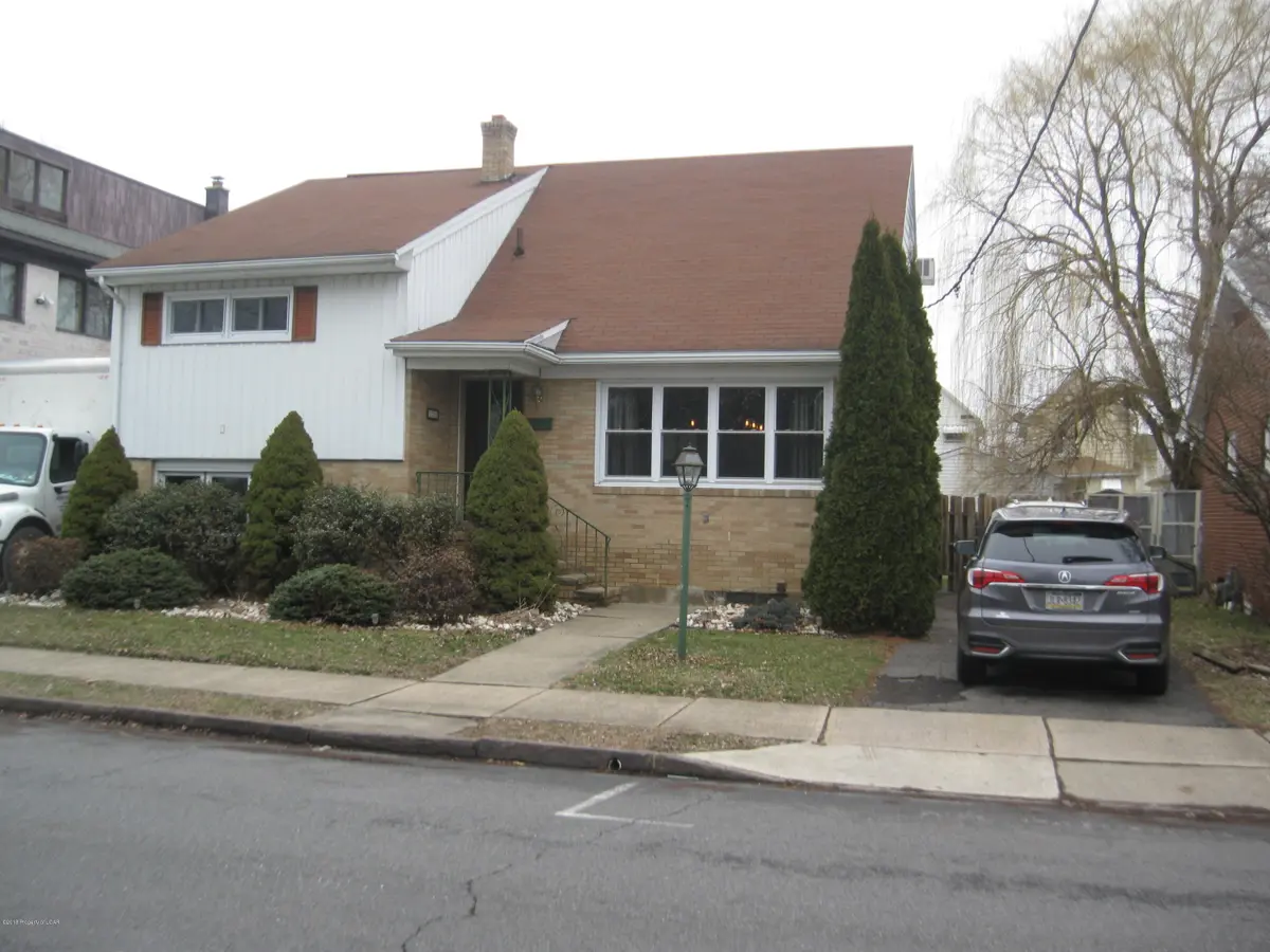 105 Birch Street, Wilkes-Barre in Wilkes-Barre