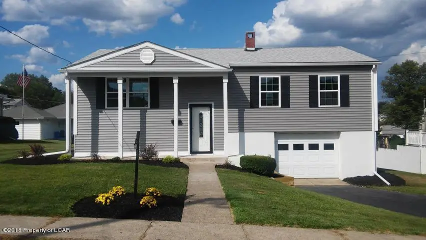 51 Alexie Road, Hanover Township in Hanover Township