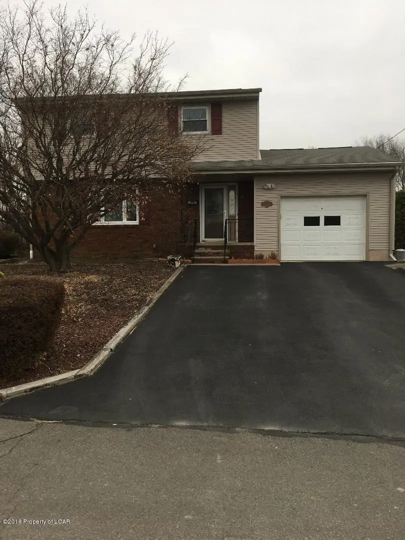 19 Zack, Hanover Township in Hanover Township