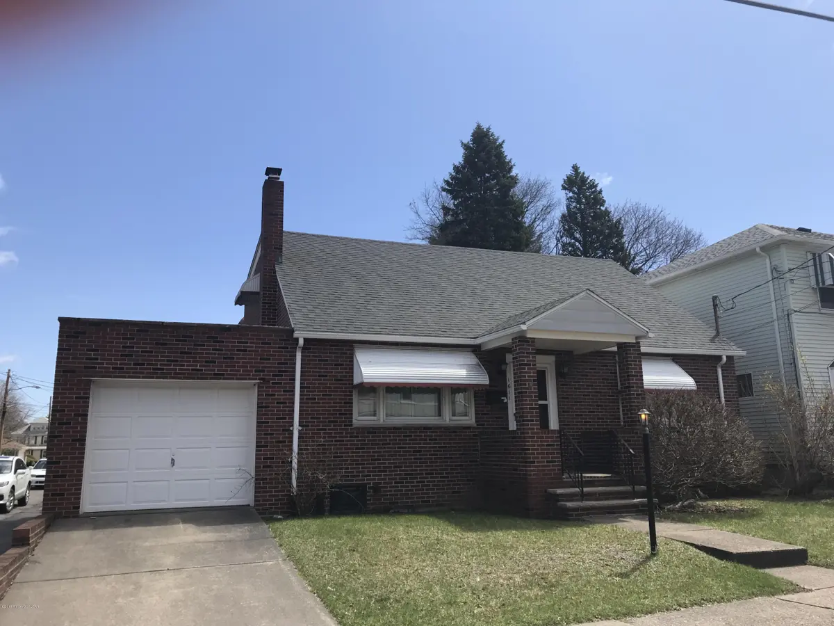 161 S Cedar Street, Hazleton in Hazleton