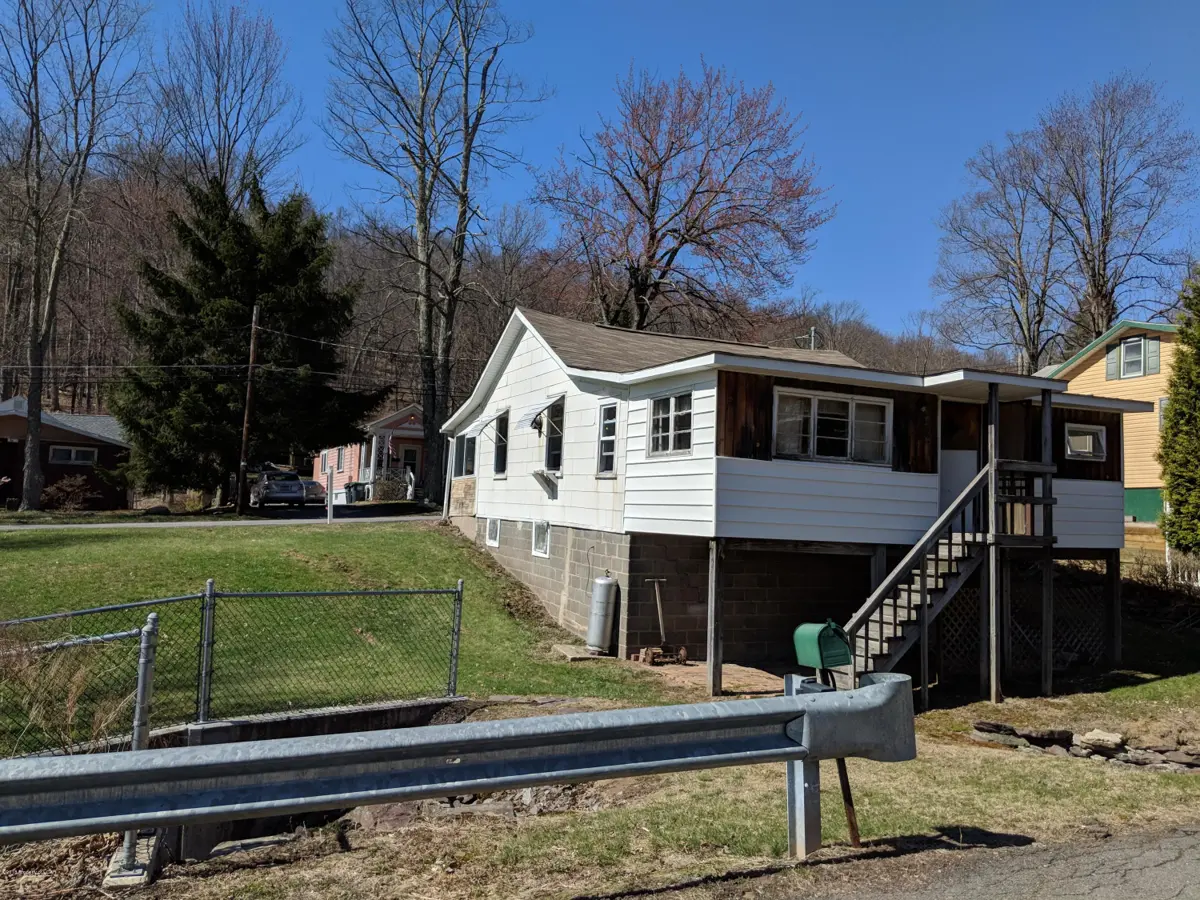 89 2nd Street, Harveys Lake in Harveys Lake