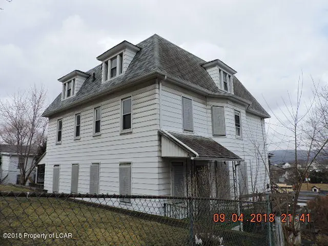 82-84 Spring Court, Pittston in Pittston