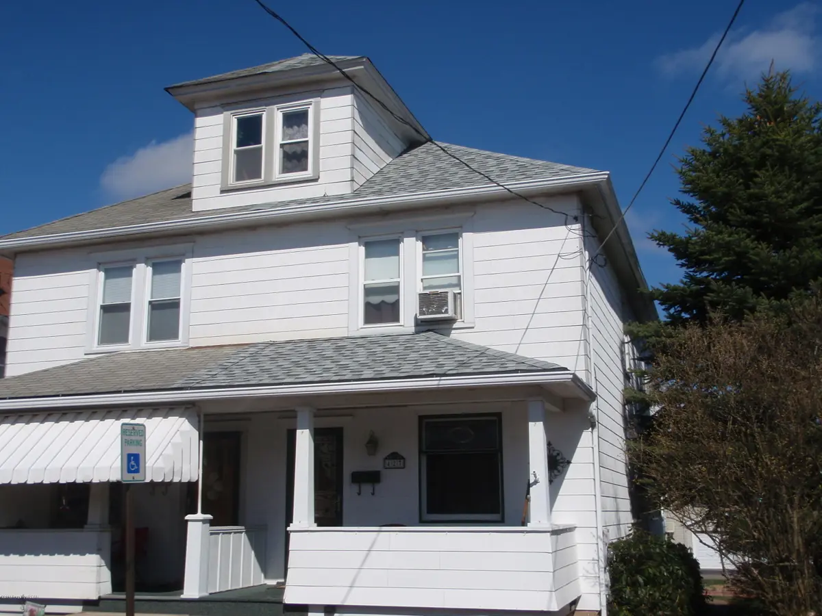 423 Green, Freeland in Freeland