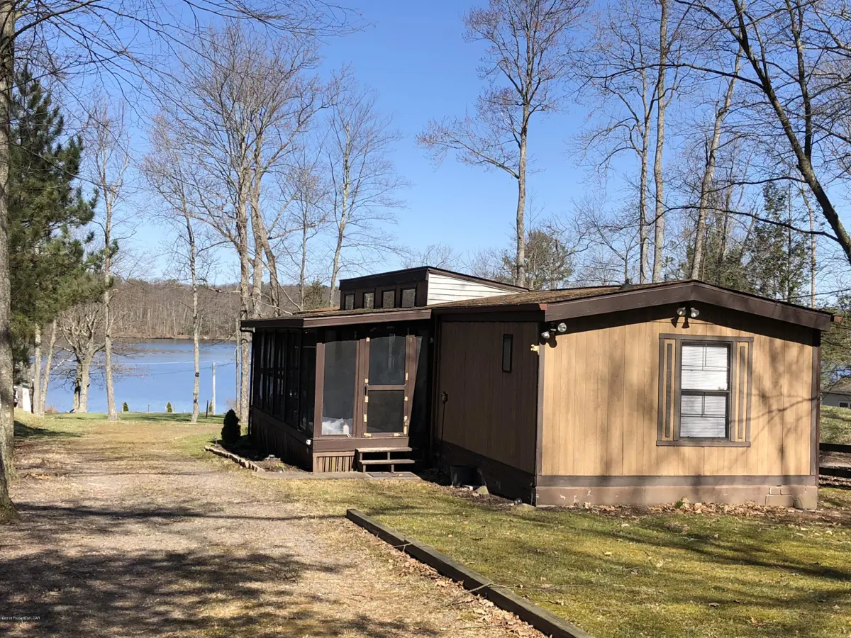 416 Sweet Valley Rd., Hunlock Creek in Hunlock Creek