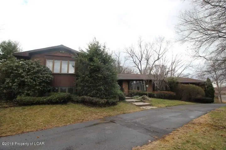 1 Fairfield Drive, Wilkes-Barre in Wilkes-Barre