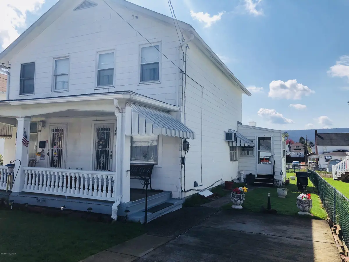 23 W Union Street, Nanticoke in Nanticoke