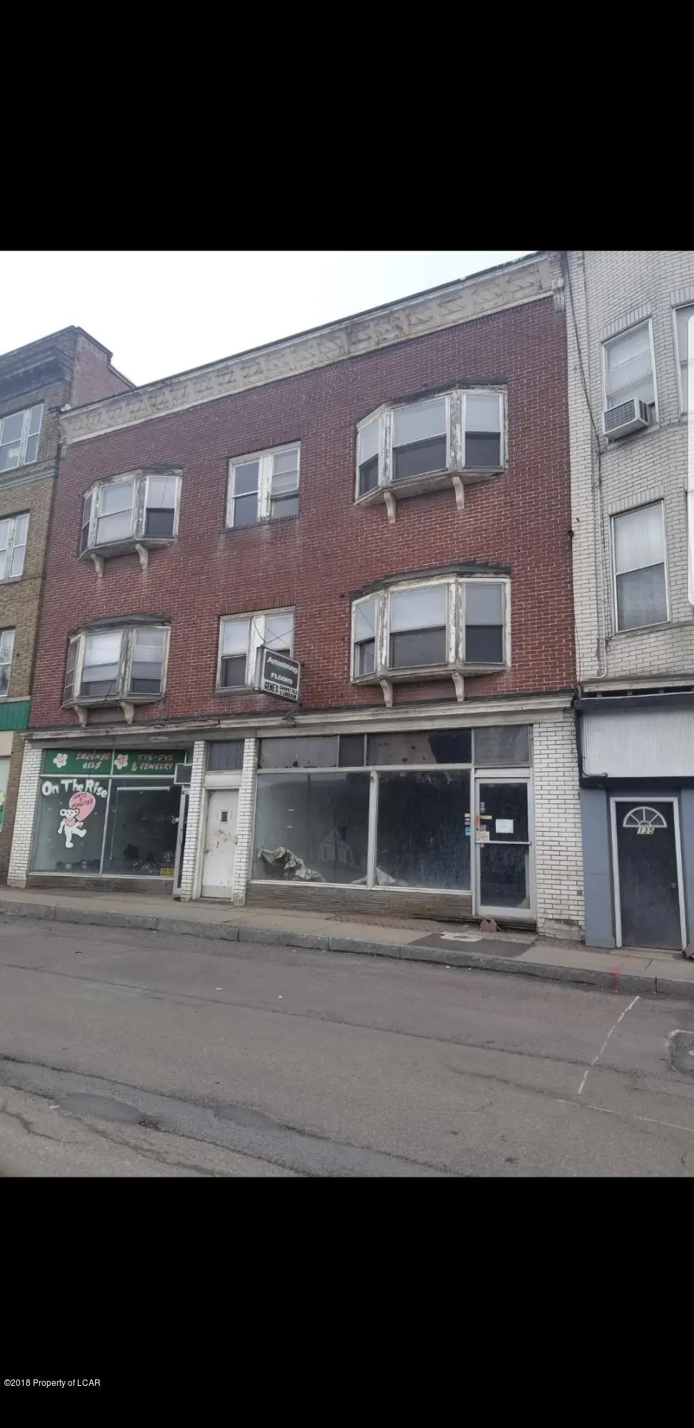 137-141 E Main Street, Nanticoke in Nanticoke