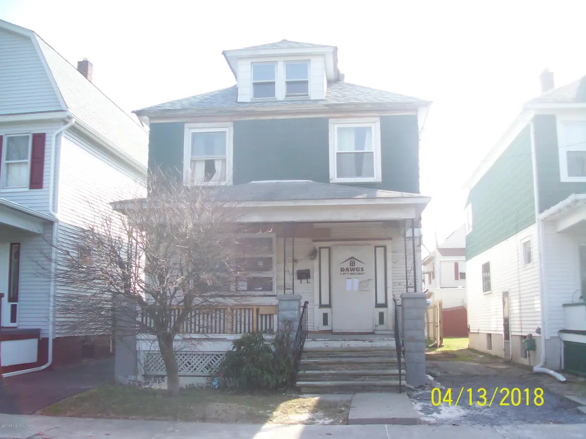 11 Oaklawn Avenue, Hanover Township in Hanover Township