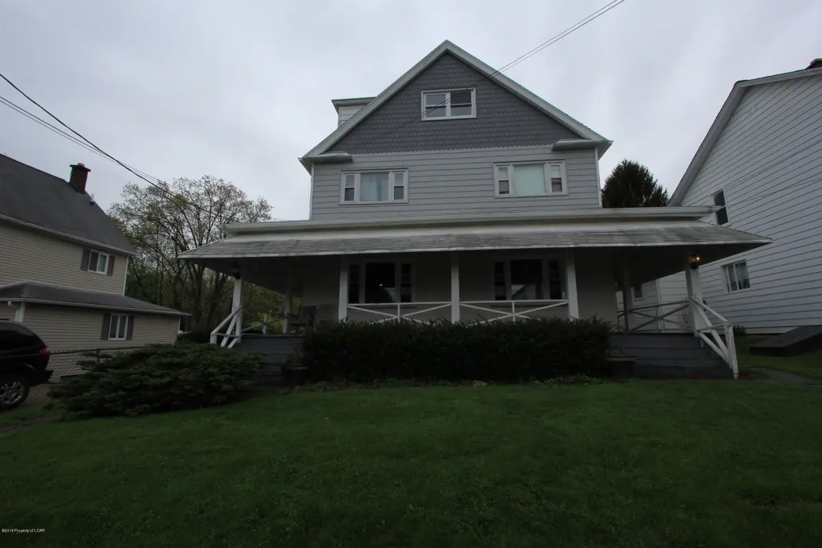 2713 Jackson Street, Scranton in Scranton
