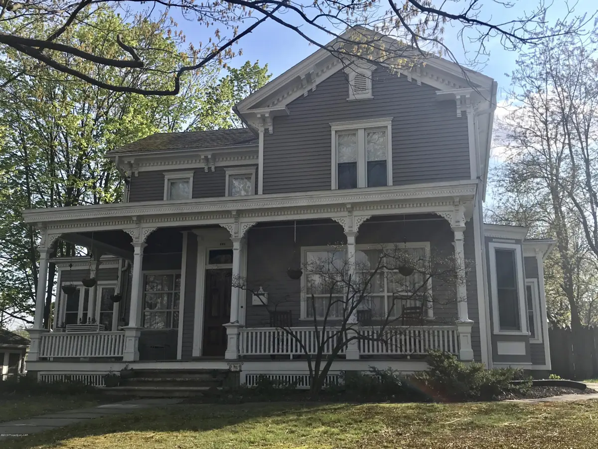 105 Philadelphia Avenue, West Pittston in West Pittston