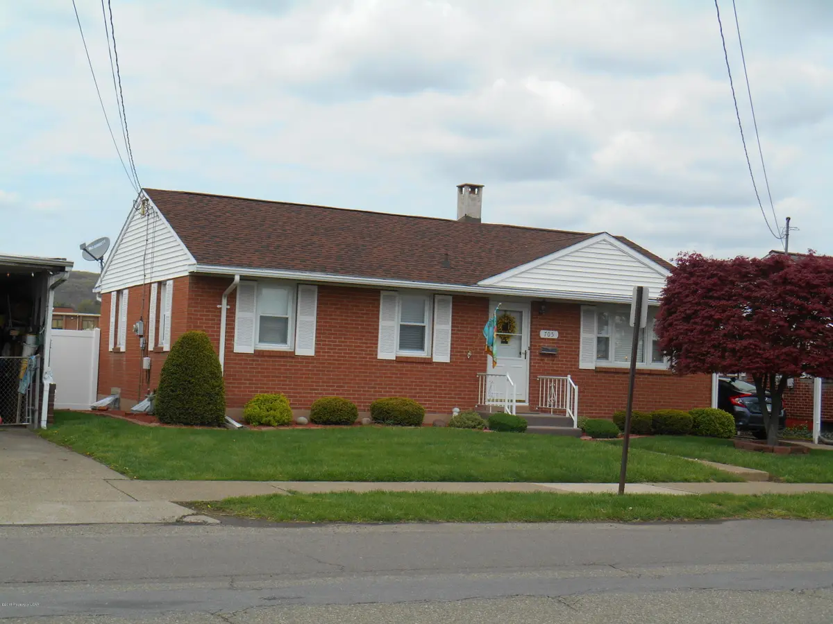 705 E 10th Street, Berwick in Berwick