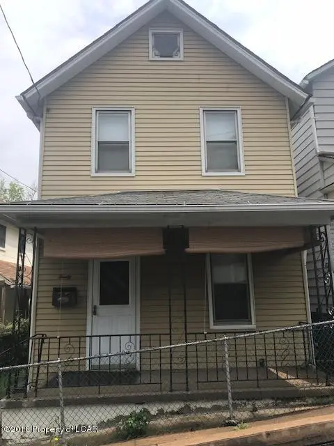 30 Farley Lane, Wilkes-Barre in Wilkes-Barre