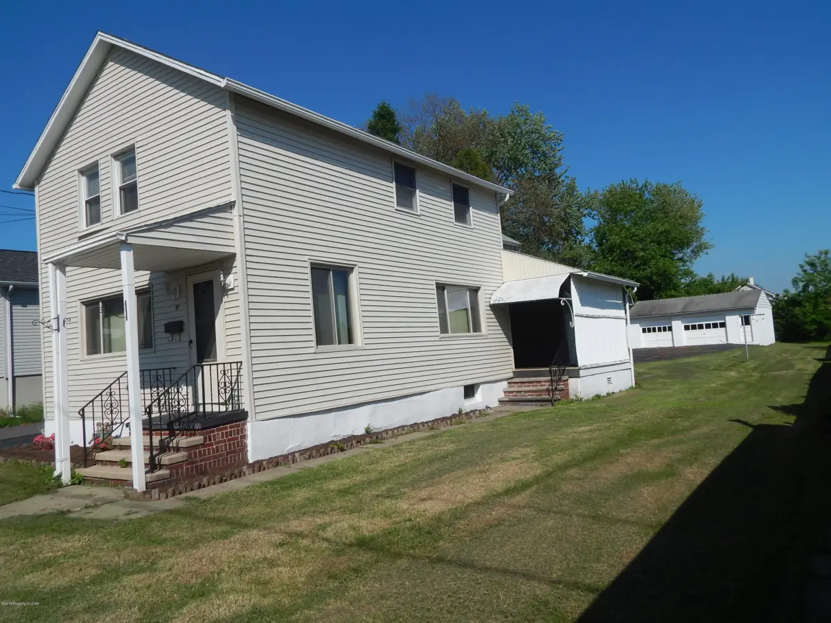 57 Oak Street, Plains in Plains