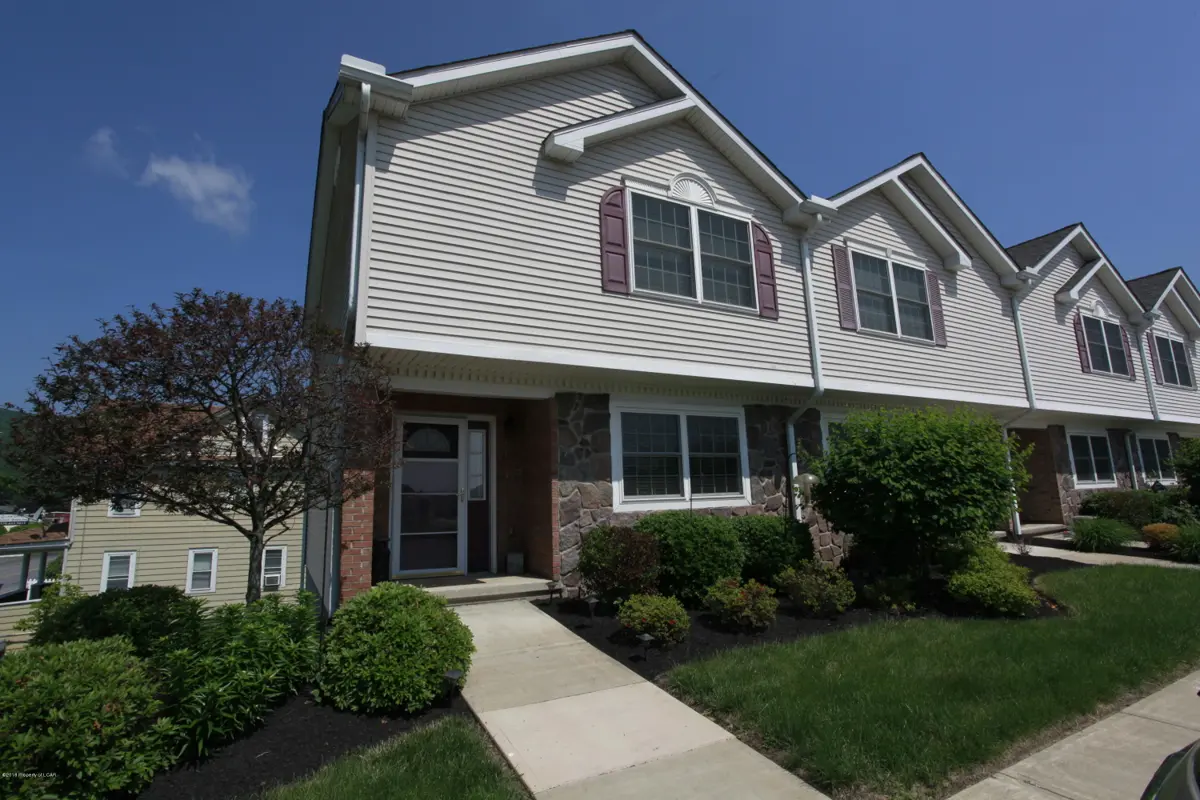 120 Clear Spring Court, West Pittston in West Pittston