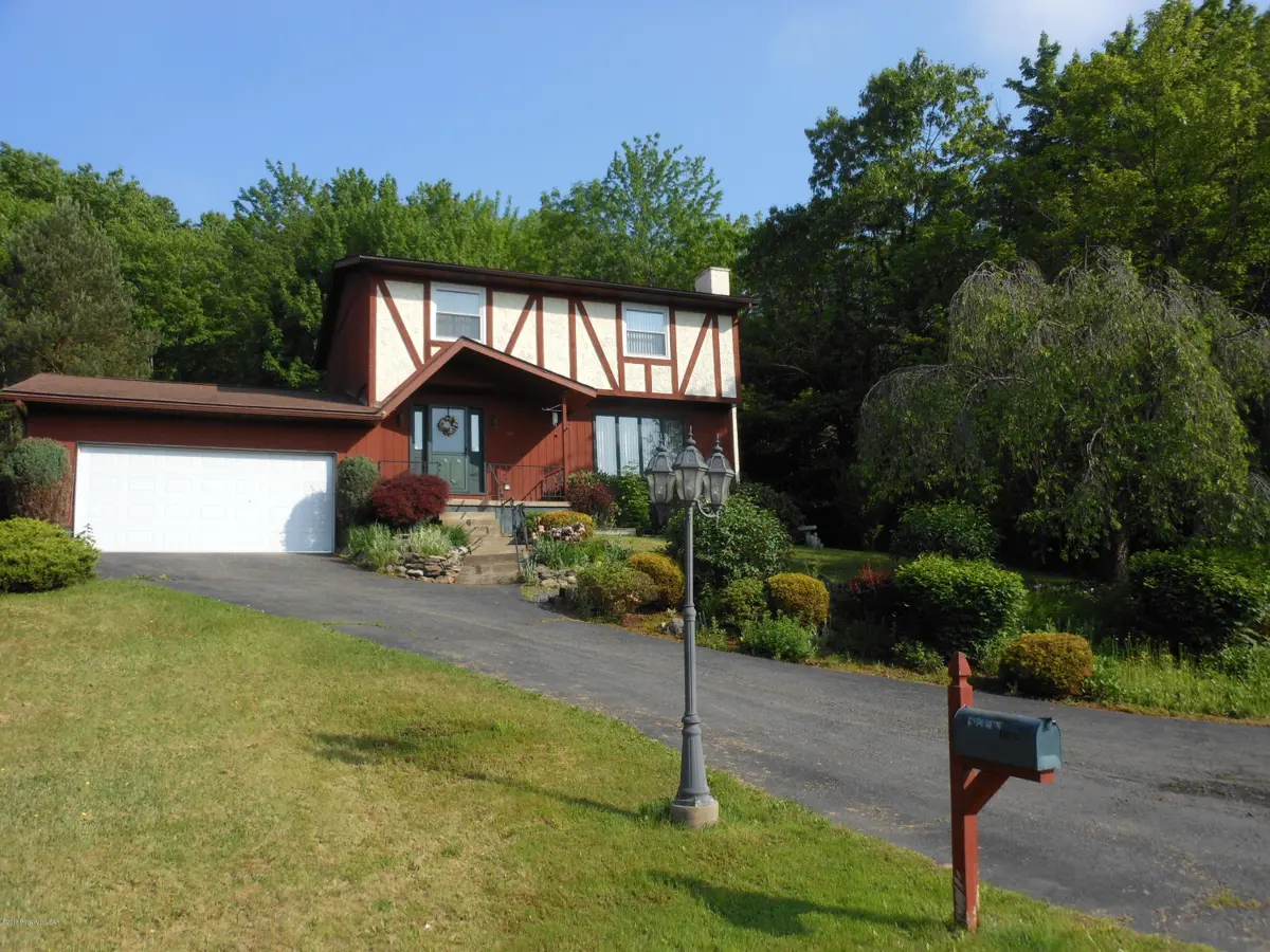 1305 Throop Street, Dickson City in Dickson City