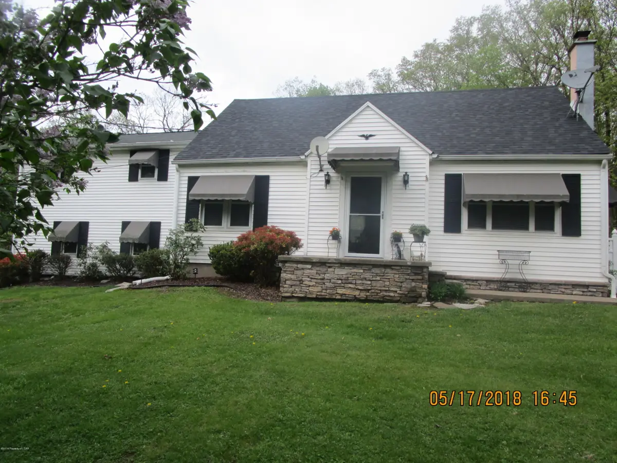2151 Nuangola Road, Mountain Top in Mountain Top