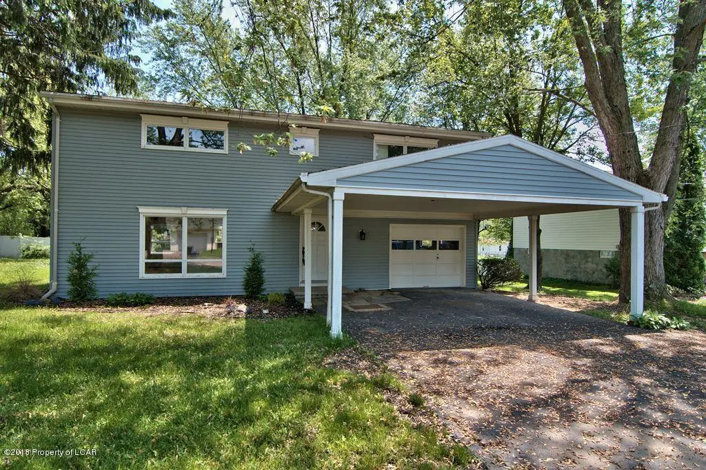 22 W Fallbrook Avenue, Dallas in Dallas