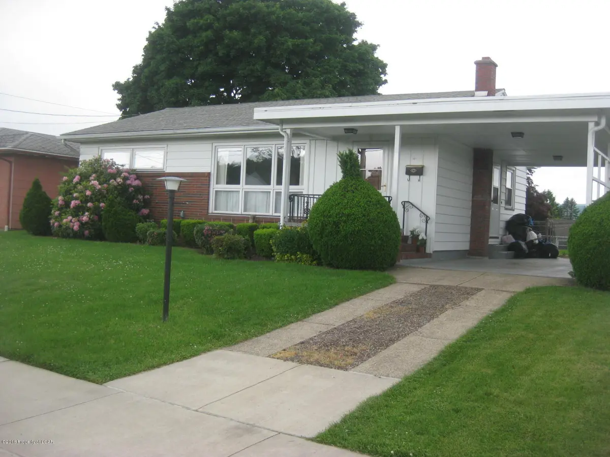 1017 Sively Street, Hanover Township in Hanover Township