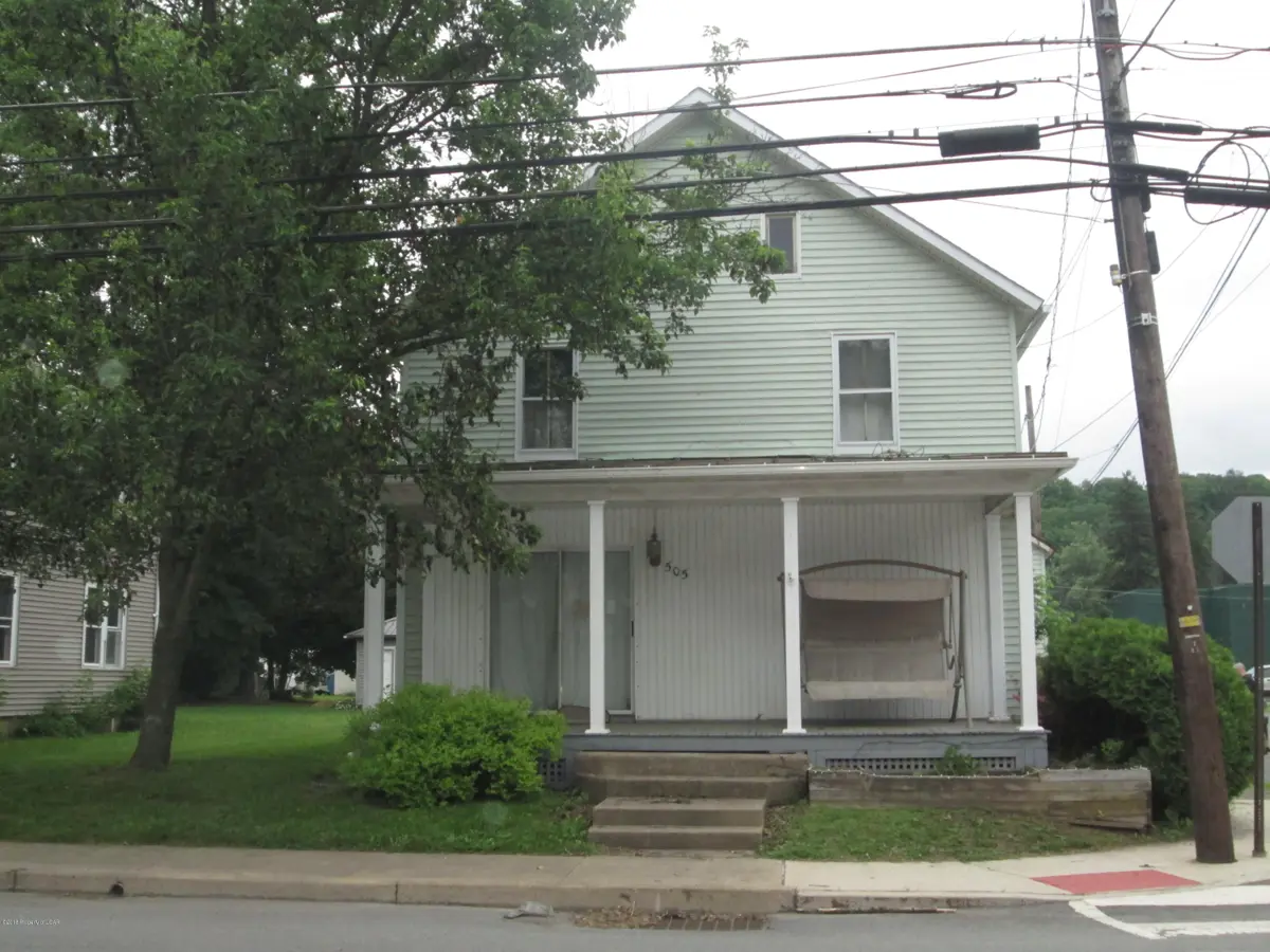 505 main/north Street, Benton in Benton