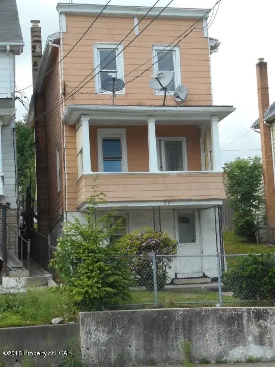 921 E Diamond Avenue, Hazleton in Hazleton