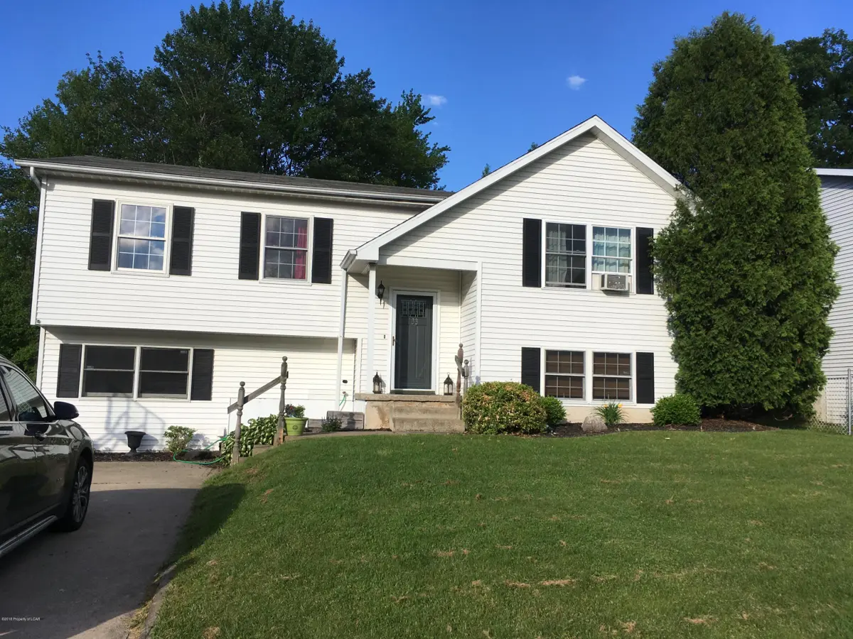 133 Brookfield Way, Mountain Top in Mountain Top