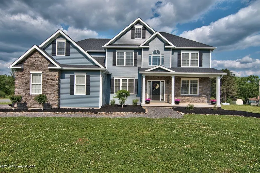 102 GOLDEN OAK DRIVE, Covington Township in Covington Township