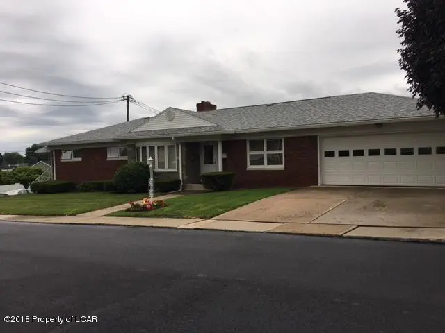 224 Inman Avenue, Hanover Township in Hanover Township