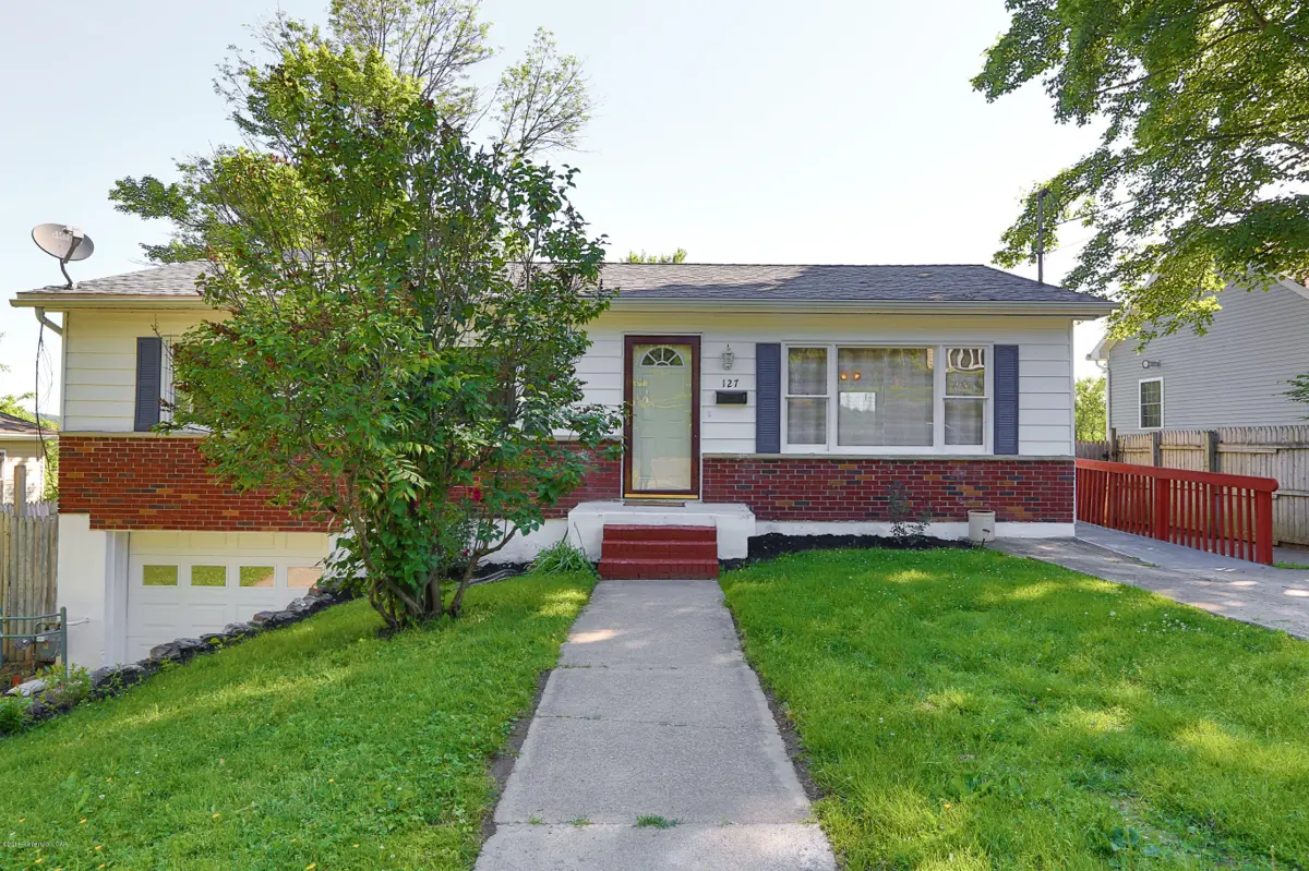 127 N Pioneer Avenue, Shavertown in Shavertown