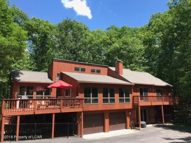 11 Cayuga Circle, Hazle Township in Hazle Township