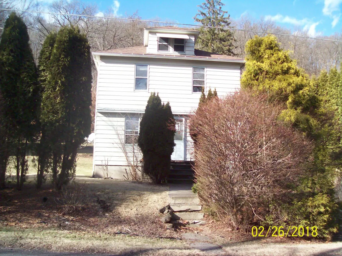 26 Lamoreaux Street, Nanticoke in Nanticoke