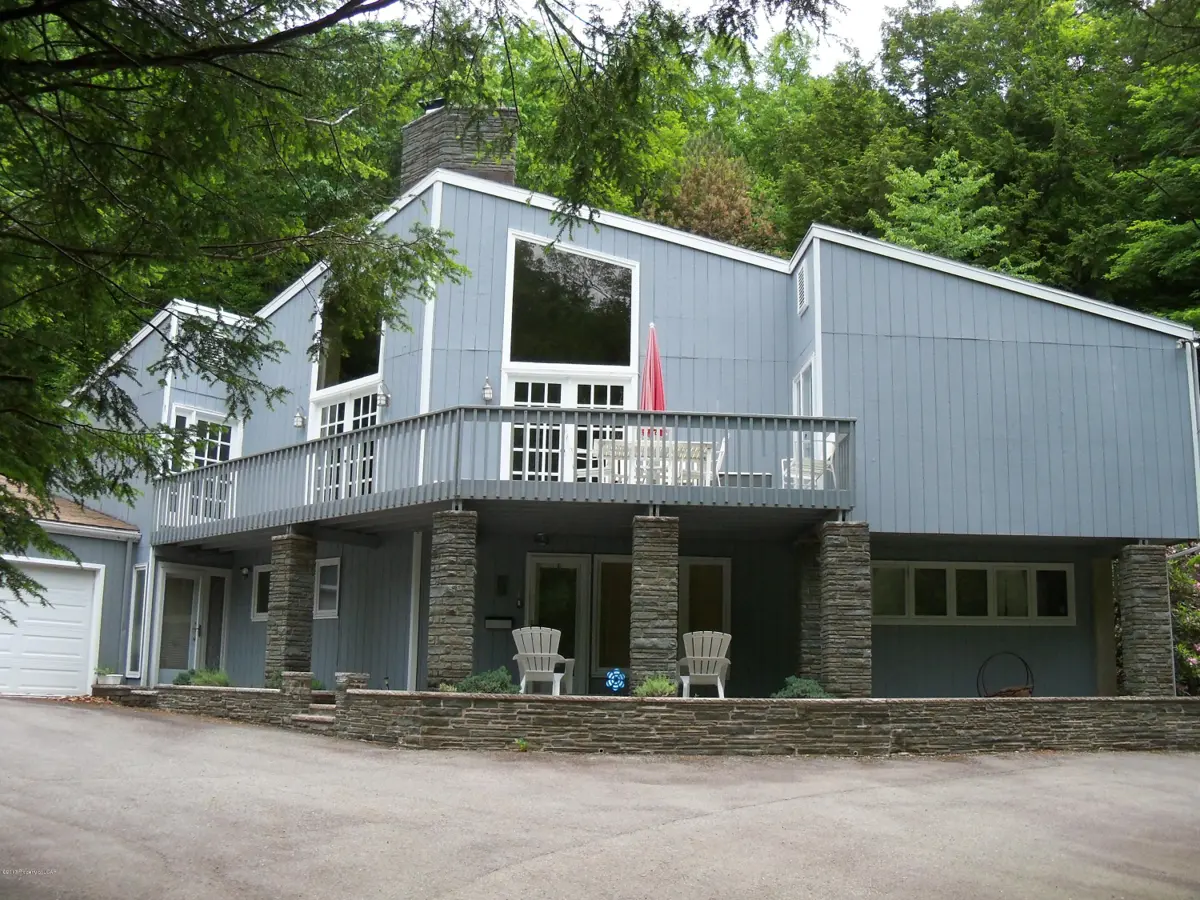 30 Lewis Drive Cul De Sac, Bear Creek Village in Bear Creek Village
